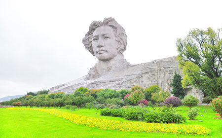 长沙有什么好玩的旅游景点？长沙旅游必去景点攻略，强烈推荐！